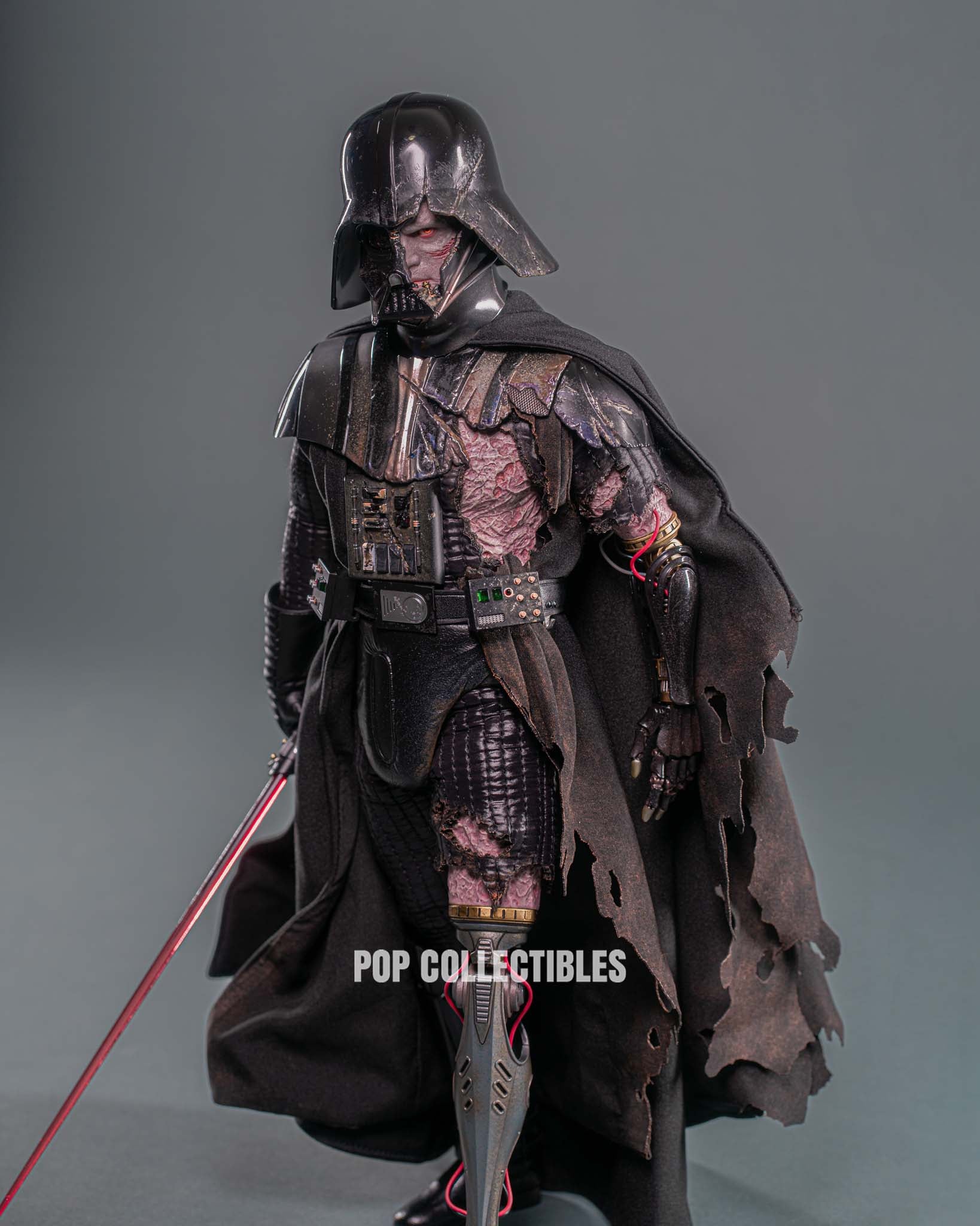 Hot Toys DX45B Star Wars Darth Vader Battle Damaged (Deluxe Version) (Special Edition) 1/6 Scale Collectibles Figure - Image 6