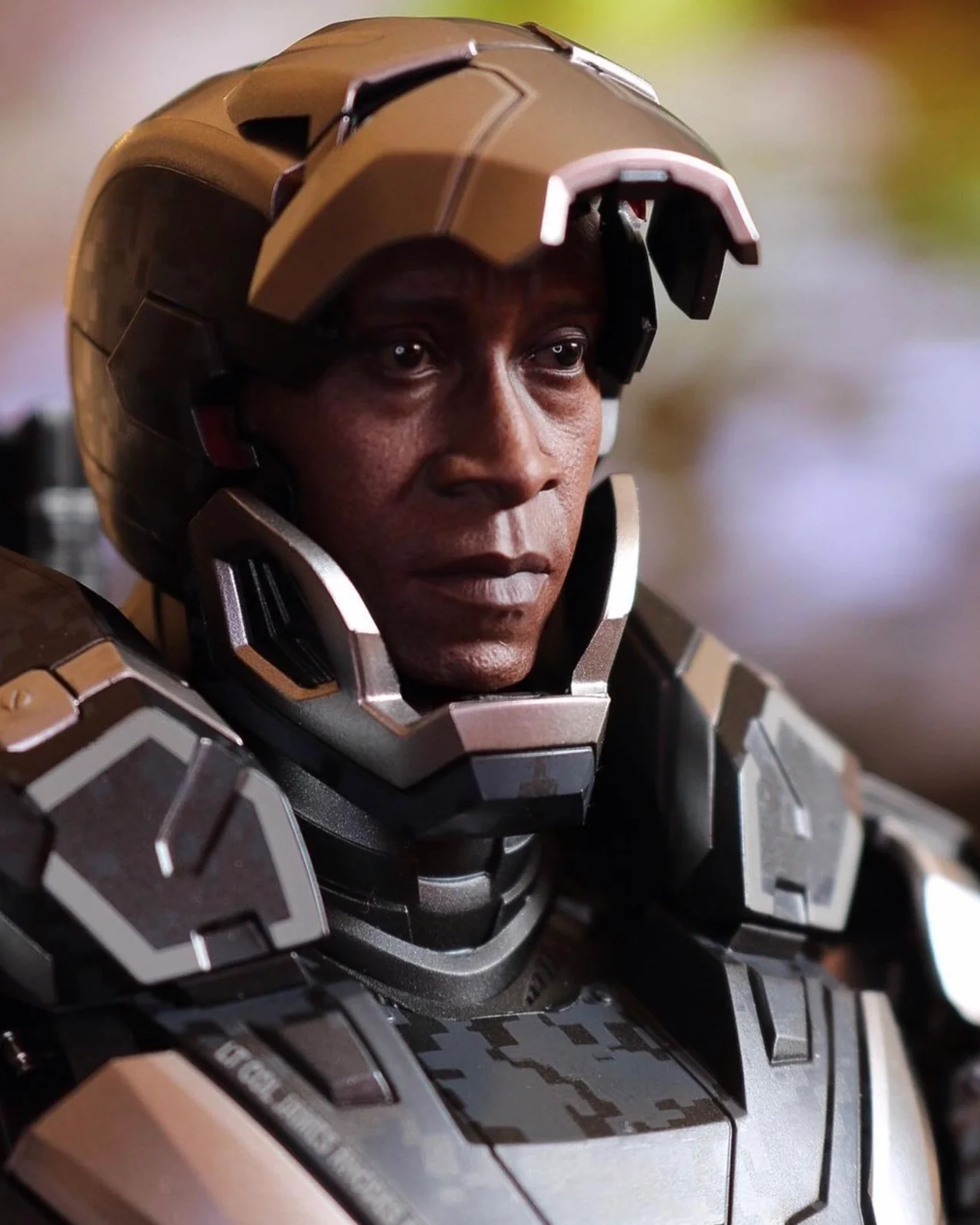 Hot toys MMS499D26 Marvel Avengers Infinity War War Machine Mark4 Exclusive Edition - Image 4